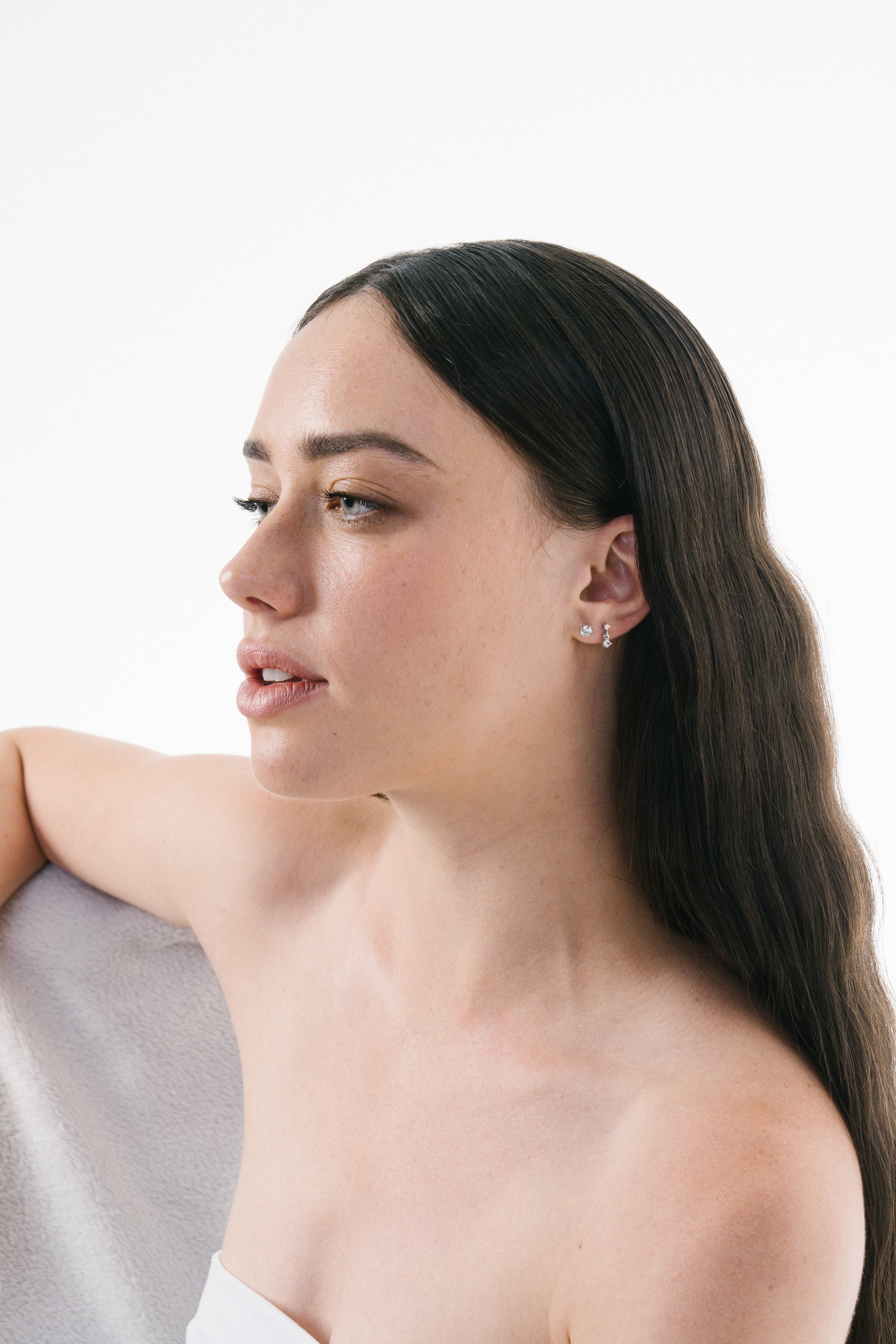 Serein Screw-Back Rose Gold Diamond Piercings